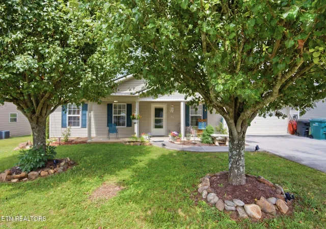 Homes for sale in Corryton, TN | 5115 Cedar Knoll Dr, Corryton, TN 37721 | MLS# 1345681