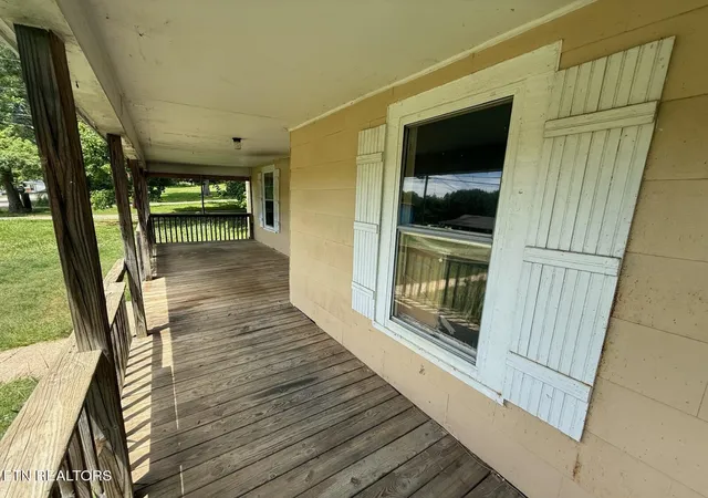 Photo 4 of Single family home for sale at 6918 Beeler Rd, Knoxville, TN 37918 | MLS# 1345268 | Listing updated on 2026-09-03