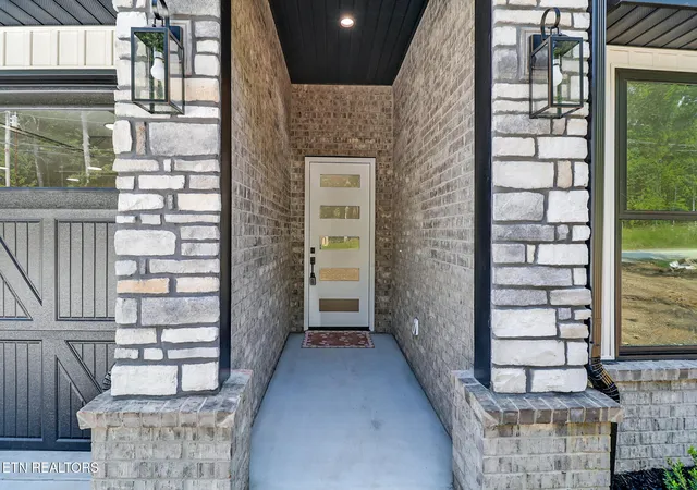 Photo 3 of Single family home for sale at 152 Adler Ln, Crossville, TN 38558 | MLS# 1345358 | Listing updated on 2026-09-21