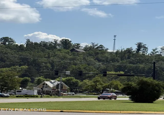 2nd image of 201 Cherry Laurel Dr #201, Pigeon Forge, TN 37863 | MLS# 1346575