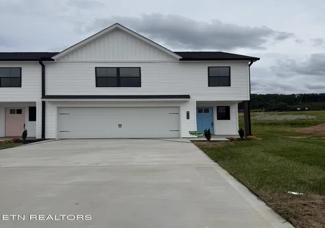 Homes for sale in Knoxville, TN | 8722 Chapman Trace Wy, Knoxville, TN 37920 | MLS# 1345281