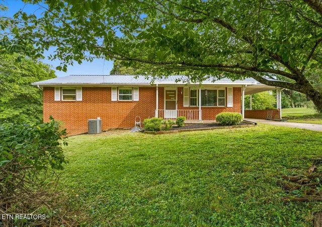 1st image of 4312 Comet Ln, Knoxville, TN 37914 | MLS# 1345304