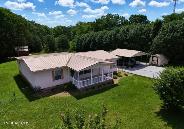Homes for sale in Bulls Gap, TN | 950 Mohawk Ridge Rd, Bulls Gap, TN 37711 | MLS# 1345309