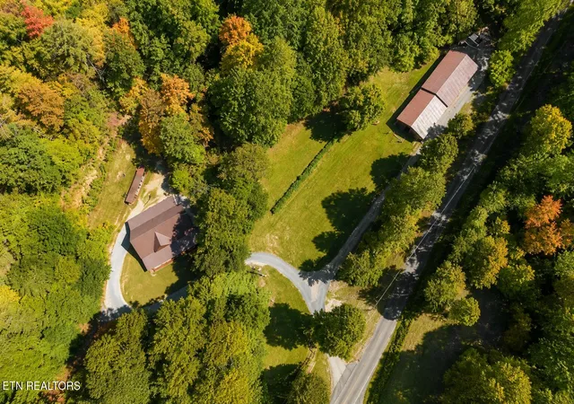 Photo 3 of Single family home for sale at 1151 Chestnut Valley Rd, Vonore, TN 37885 | MLS# 1345310 | Listing updated on 2026-09-16