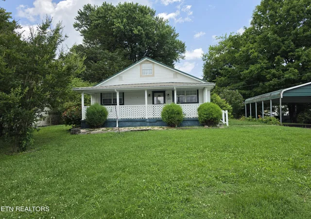 Homes for sale in Harriman, TN | 115 Flanders Ave, Harriman, TN 37748 | MLS# 1346381