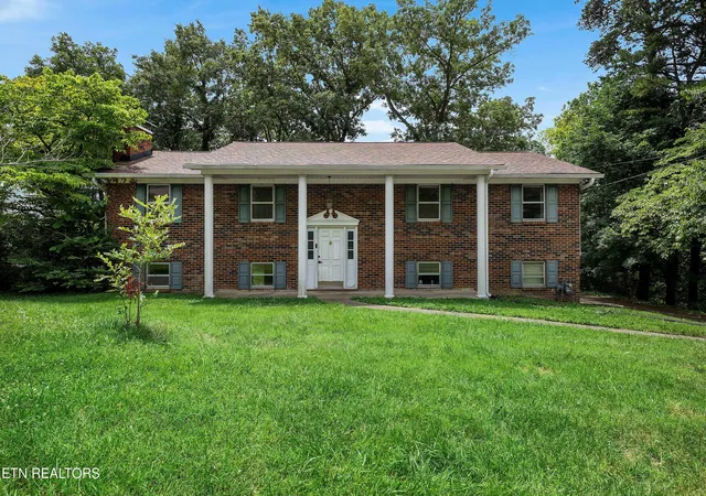 1st image of 1140 Lovell View Dr, Knoxville, TN 37932 | MLS# 1345757