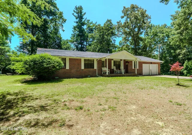 Homes for sale in Crossville, TN | 860 Mimosa Ln, Crossville, TN 38572 | MLS# 1346912