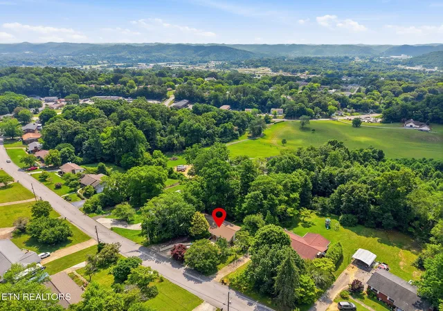 54th image of 126 Westwood Dr, Clinton, TN 37716 | MLS# 1345403