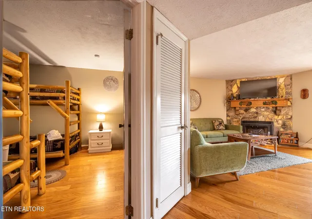 Homes for sale in Gatlinburg, TN | 616 Turkey Nest Rd #UNIT 206, Gatlinburg, TN 37738 | MLS# 1345613