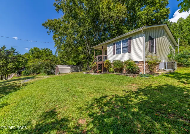 Photo 2 of Single family home for sale at 2305 Smith School Rd, Knoxville, TN 37914 | MLS# 1345367 | Listing updated on 2026-09-07
