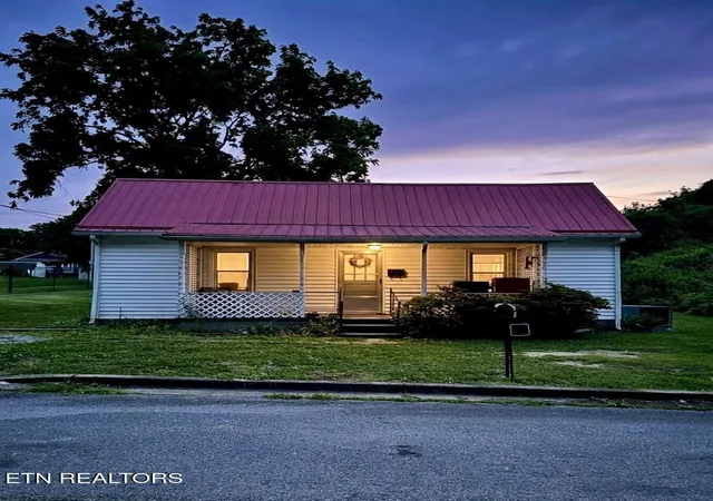 Homes for sale in Morristown, TN | 416 Cain Ave, Morristown, TN 37813 | MLS# 1345408