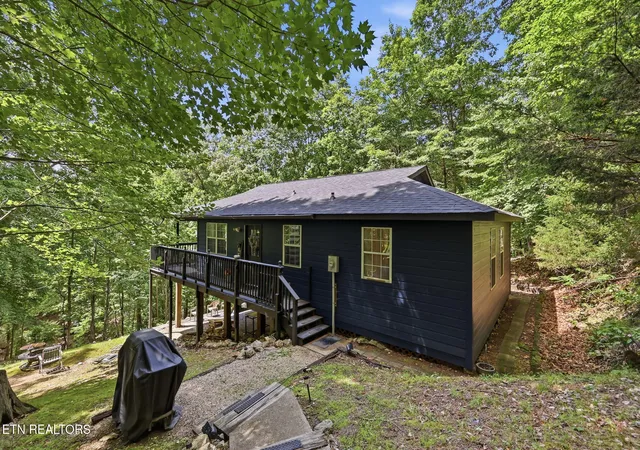 Homes for sale in Andersonville, TN | 112 Royce Rd, Andersonville, TN 37705 | MLS# 1345502