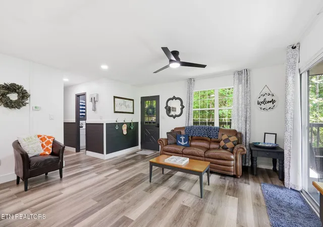 Homes for sale in Andersonville, TN | 112 Royce Rd, Andersonville, TN 37705 | MLS# 1345502