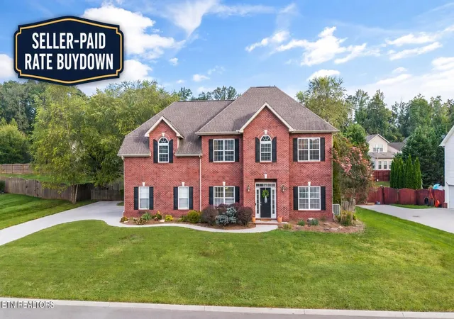 Photo 1 of Single family home for sale at 1376 Silver Leaf Dr, Lenoir City, TN 37772 | MLS# 1345451 | Listing updated on 2026-08-29