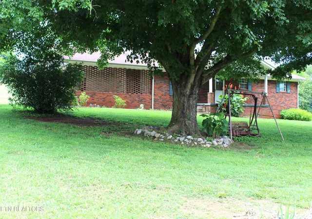 Homes for sale in Sweetwater, TN | 241 Meadow Brook Rd, Sweetwater, TN 37874 | MLS# 1345419