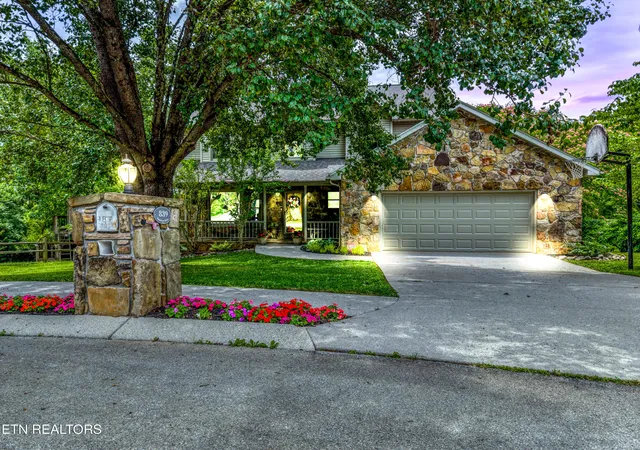 2nd image of 839 Somerset Dr, Maryville, TN 37803 | MLS# 1345466
