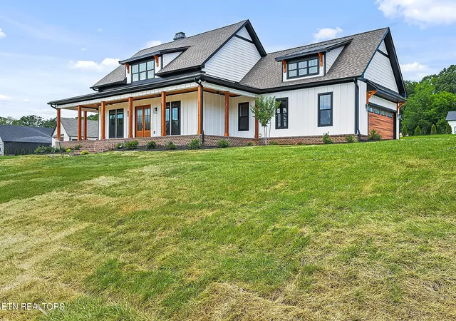 2nd image of 1005 Sophie Dr, Greenback, TN 37742 | MLS# 1345443