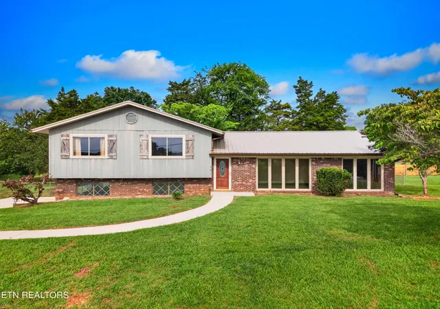 Homes for sale in Morristown, TN | 481 Ravenwood Dr, Morristown, TN 37814 | MLS# 1345462