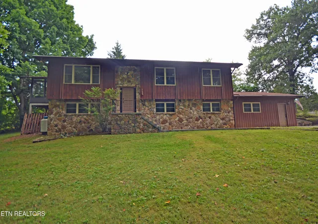 Homes for sale in Knoxville, TN | 6703 Cate Rd, Knoxville, TN 37931 | MLS# 1345729