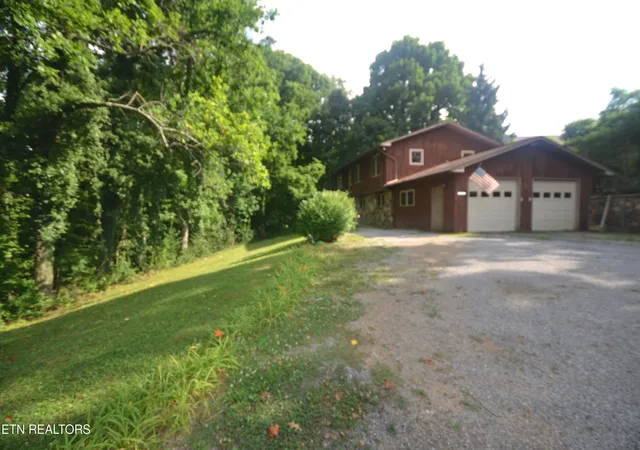 Homes for sale in Knoxville, TN | 6703 Cate Rd, Knoxville, TN 37931 | MLS# 1345729