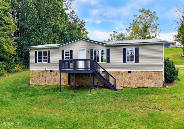 Photo 1 of Sale Pending at 330 Doc Norton Rd, Walland, TN 37886 | MLS# 1359493 | Listing updated on 2026-10-26