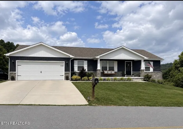 Homes for sale in New Tazewell, TN | 3308 Clouds Rd, New Tazewell, TN 37825 | MLS# 1345515