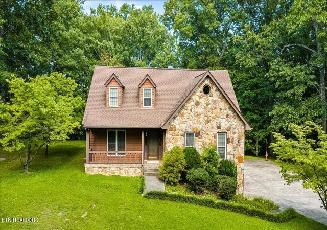 1st image of 400 Imperial Heights Dr, La Follette, TN 37766 | MLS# 1345514