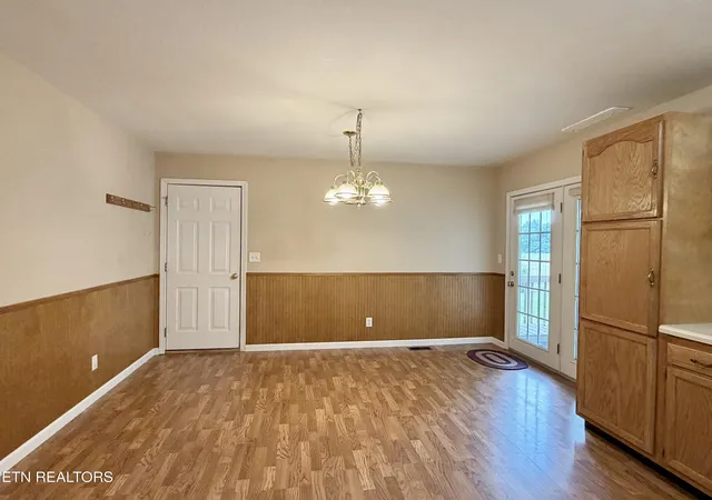 Homes for sale in Jacksboro, TN | 187 Crowley Cir, Jacksboro, TN 37757 | MLS# 1345856