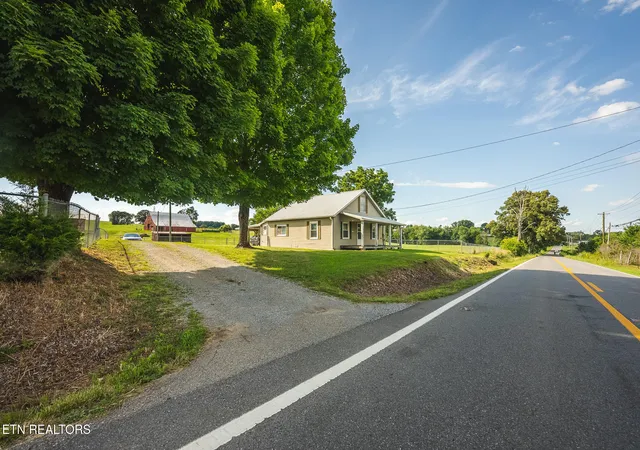 Homes for sale in Whitesburg, TN | 1630 115ac Silver City Rd, Whitesburg, TN 37891 | MLS# 1346175