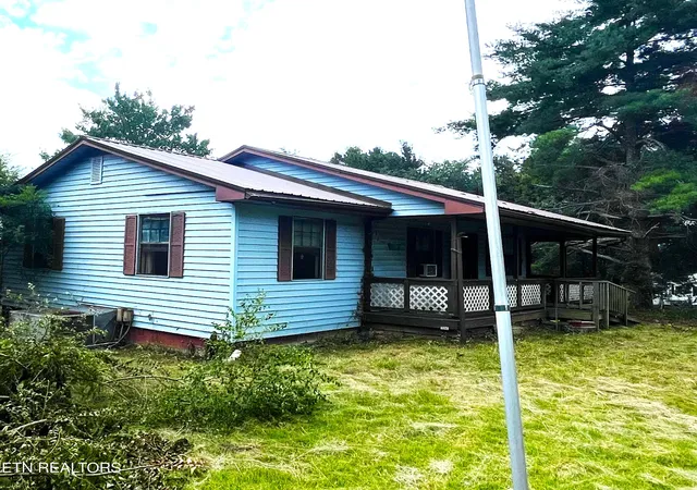 Homes for sale in Madisonville, TN | 400 Oak Grove Rd, Madisonville, TN 37354 | MLS# 1345615