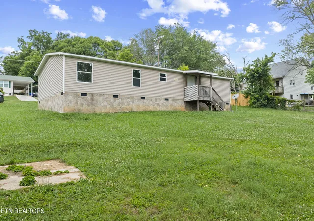 Homes for sale in Clinton, TN | 707 Mcadoo St, Clinton, TN 37716 | MLS# 1345691