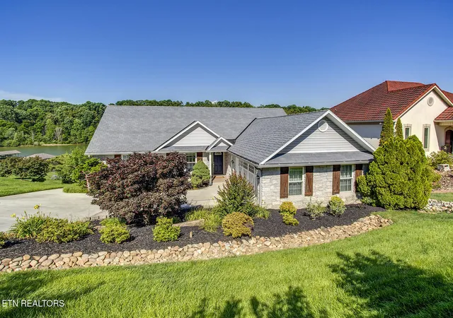 Photo 1 of Sale Pending at 130 Oonoga Way, Loudon, TN 37774 | MLS# 1345756 | Listing updated on 2026-10-01