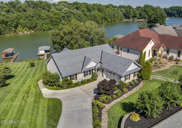 Photo 3 of Sale Pending at 130 Oonoga Way, Loudon, TN 37774 | MLS# 1345756 | Listing updated on 2026-10-01