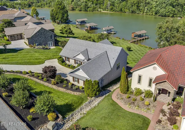 Photo 3 of Sale Pending at 130 Oonoga Way, Loudon, TN 37774 | MLS# 1345756 | Listing updated on 2026-10-01