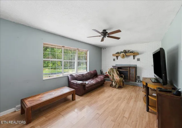 3rd image of 249 Old Cades Cove Rd, Townsend, TN 37882 | MLS# 1345592