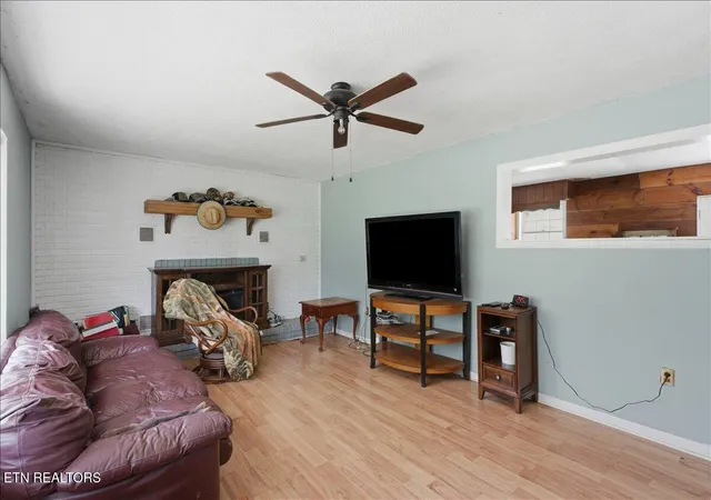 5th image of 249 Old Cades Cove Rd, Townsend, TN 37882 | MLS# 1345592