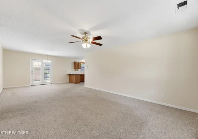 Homes for sale in Knoxville, TN | 8039 Florence Gardens Rd, Knoxville, TN 37938 | MLS# 1345865