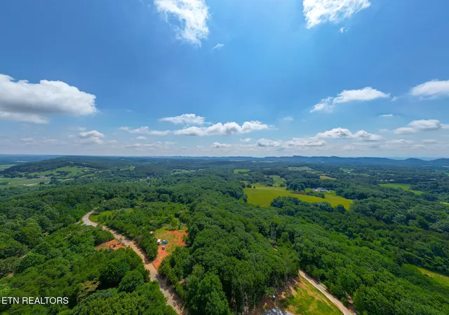 Homes for sale in Sweetwater, TN | Poplar Dr, Sweetwater, TN 37826 | MLS# 1345655