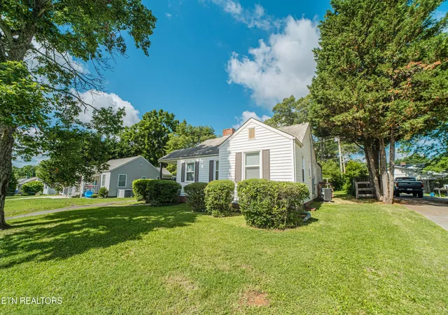 4th image of 1751 N Wright Rd, Alcoa, TN 37701 | MLS# 1345607