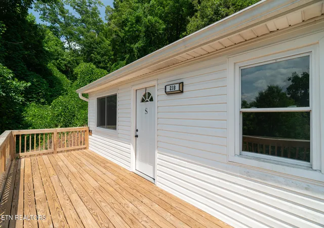 2nd image of 218 Jerry Ln, Knoxville, TN 37920 | MLS# 1345947
