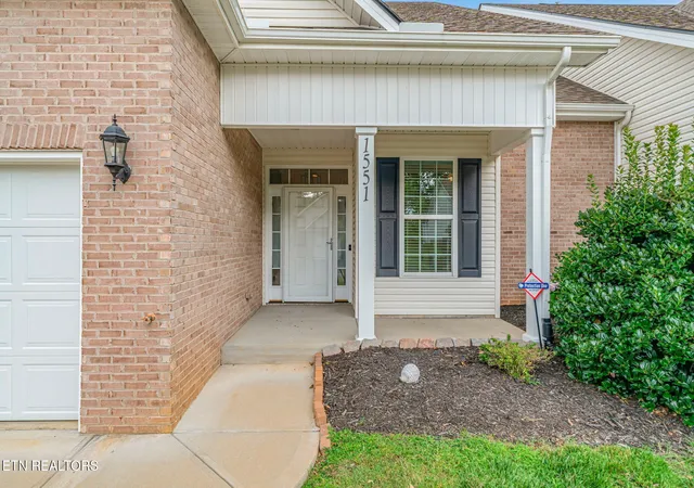 Photo 2 of Single family home for sale at 1551 Graybrook Ln, Knoxville, TN 37920 | MLS# 1346034 | Listing updated on 2026-06-30