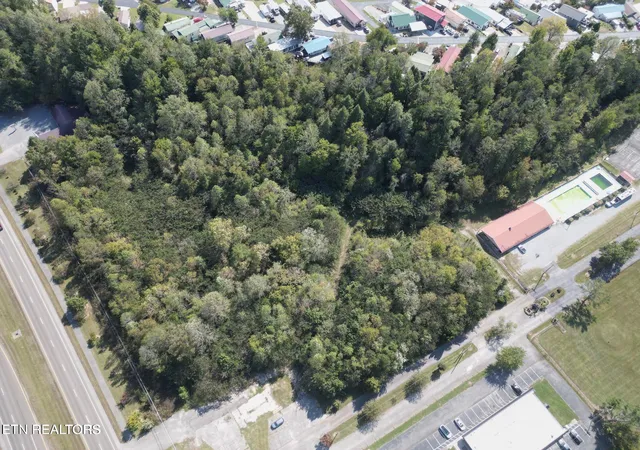 5th image of 7062 E Lamar Alexander Pkwy, Townsend, TN 37882 | MLS# 1345644