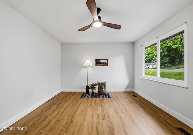 4th image of 1715 Ambling Ln, Knoxville, TN 37912 | MLS# 1345870
