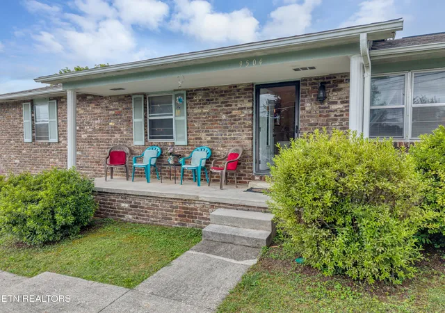 4th image of 9504 Bob Gray Rd, Knoxville, TN 37923 | MLS# 1345955