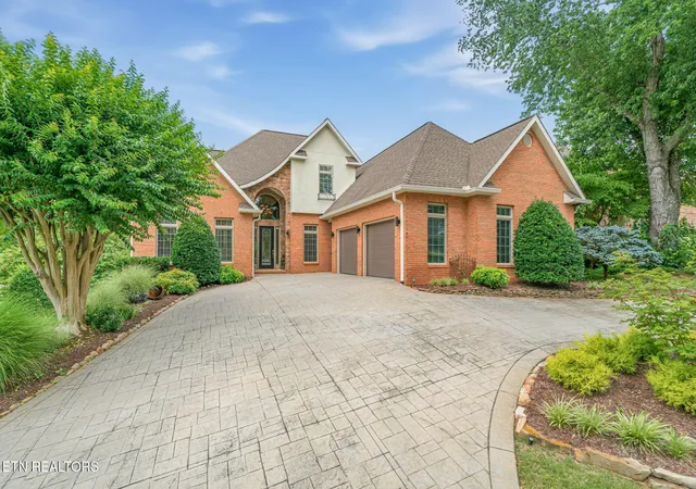 Photo 3 of Sale Pending at 9627 Mariners Point, Knoxville, TN 37922 | MLS# 1345657 | Listing updated on 2026-08-19