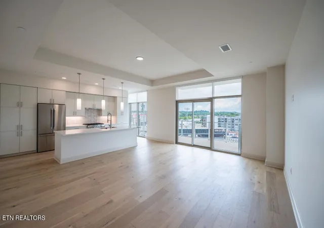 5th image of 122 Stadium Wy #814, Knoxville, TN 37915 | MLS# 1345658