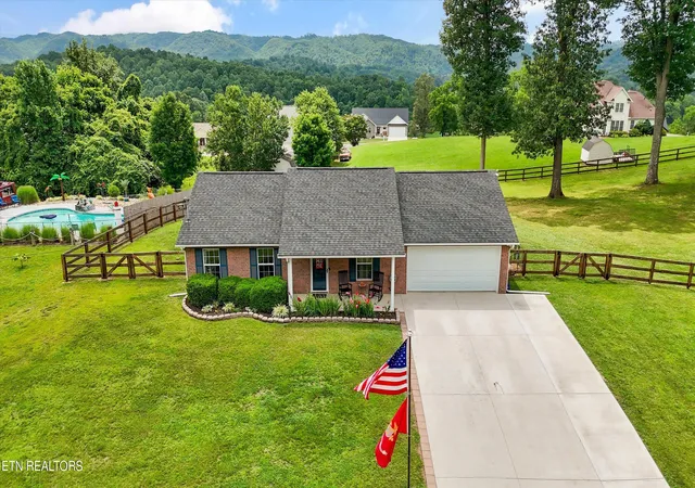 Homes for sale in Maynardville, TN | 297 Booker Rd, Maynardville, TN 37807 | MLS# 1345796