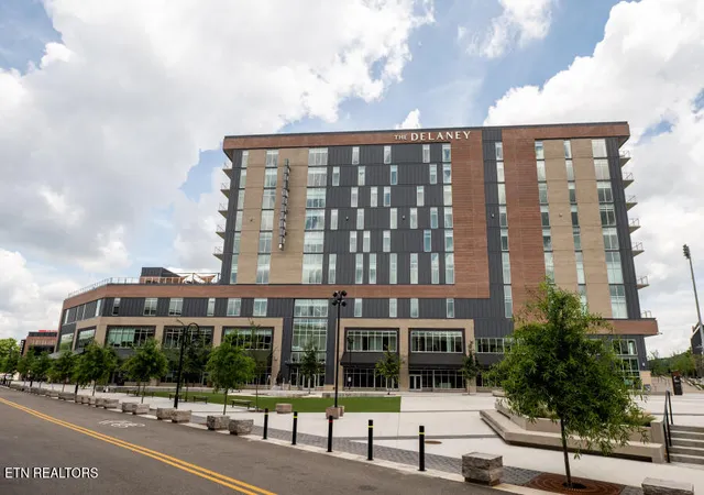 1st image of 122 Stadium Wy, Knoxville, TN 37915