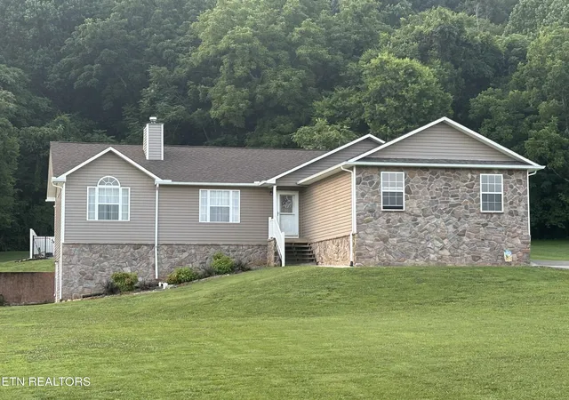 1st image of 1757 River Rd, Kingston, TN 37763 | MLS# 1345798