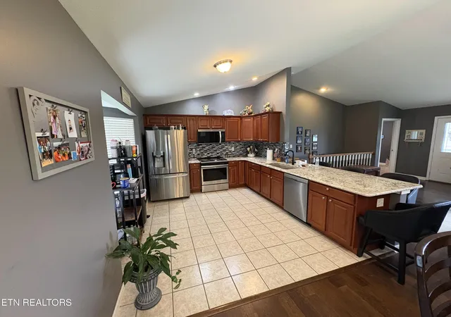 2nd image of 1757 River Rd, Kingston, TN 37763 | MLS# 1345798